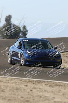 media/Nov-08-2025-Speed Ventures (Sat) [[1c7a6332f5]]/TC A/Session 2 (Turn 2)/